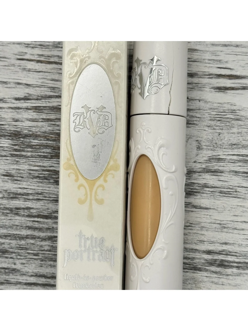 Kat Von D True Portrait Liquid-to-Powder Foundation LIGHT 021 1 oz BNIB **READ**